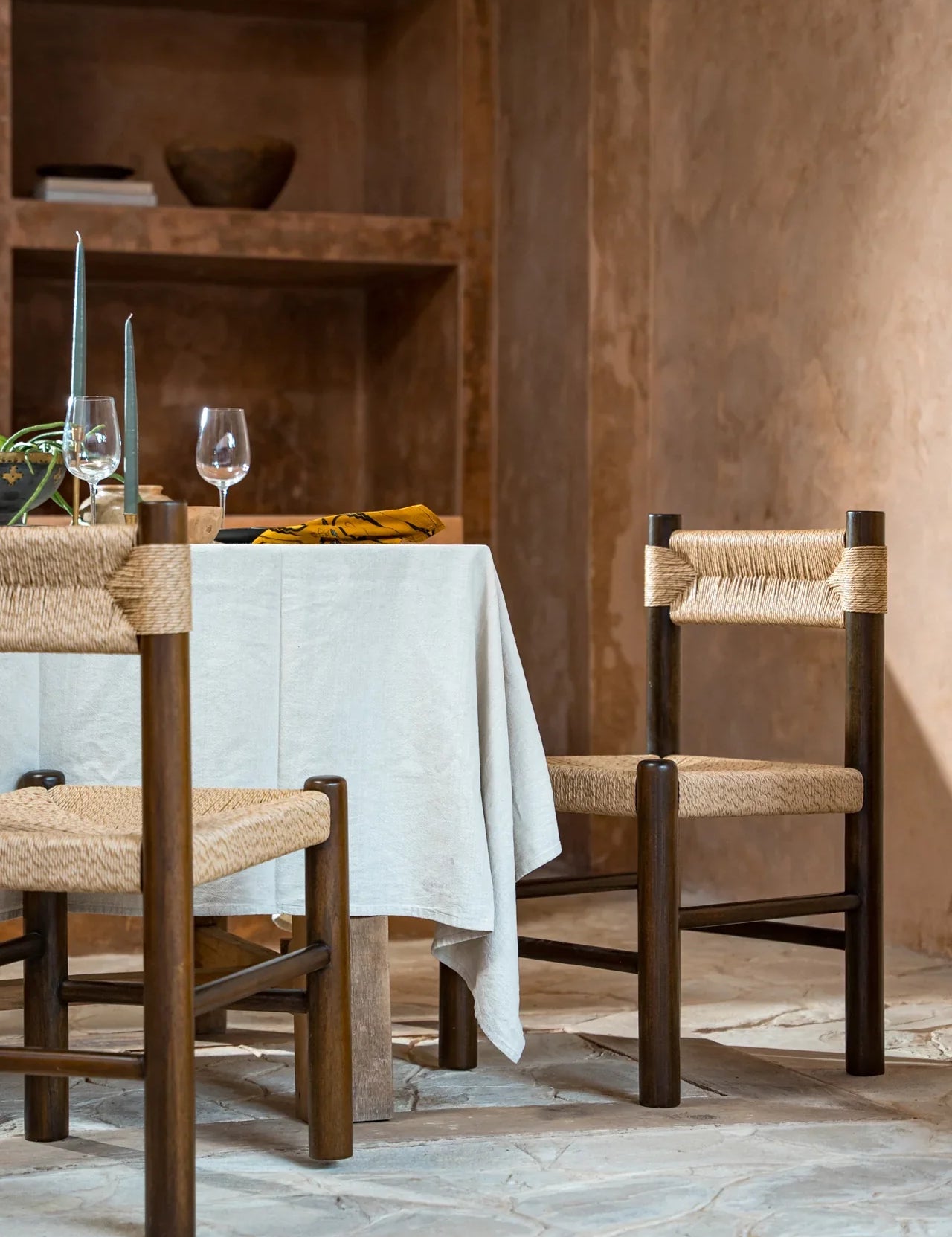 outdoor dining set in bali