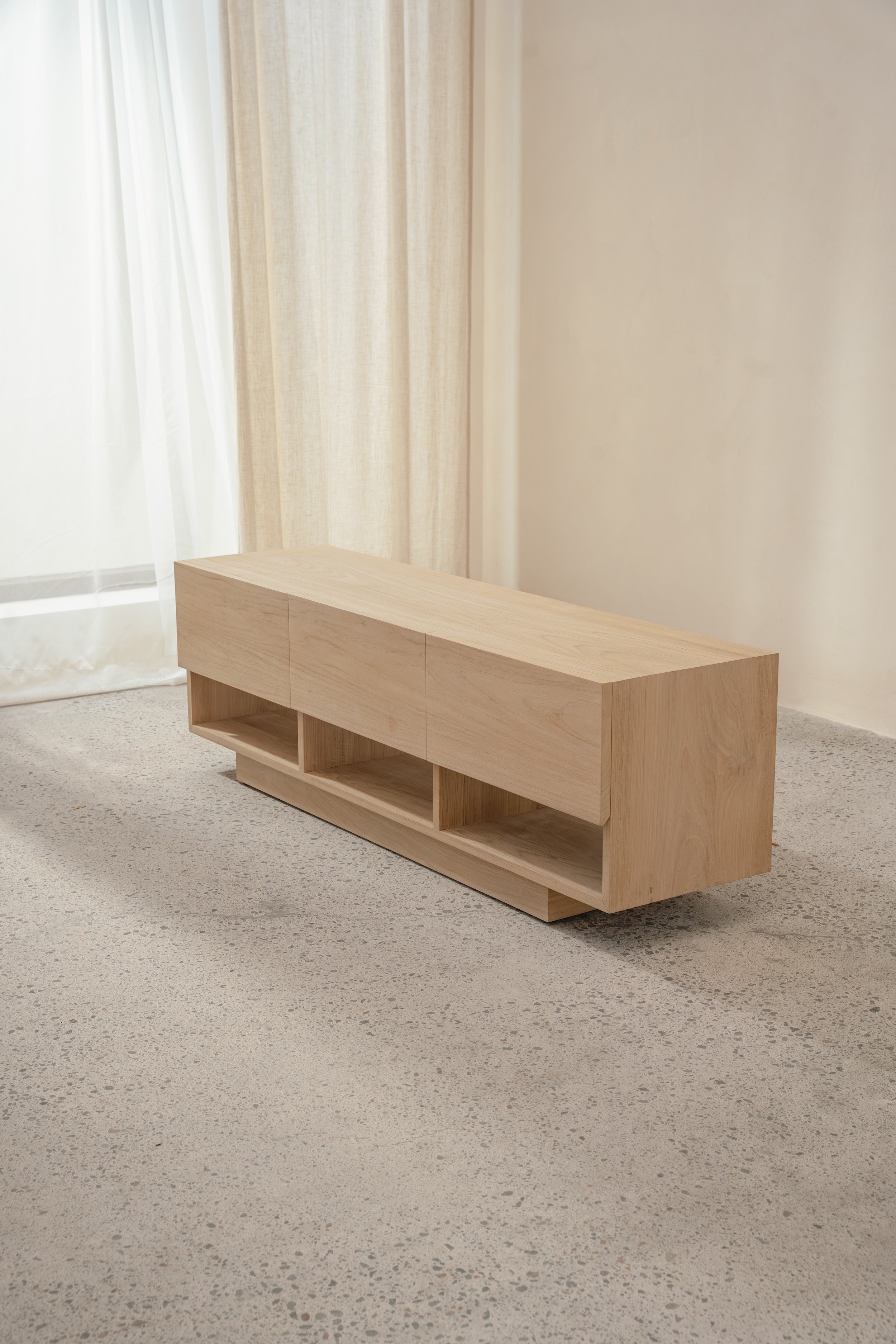 Labo Low Console